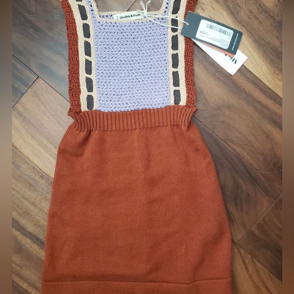 Misha & Puff dress with hair clip 3/4 - Picture 2 of 4